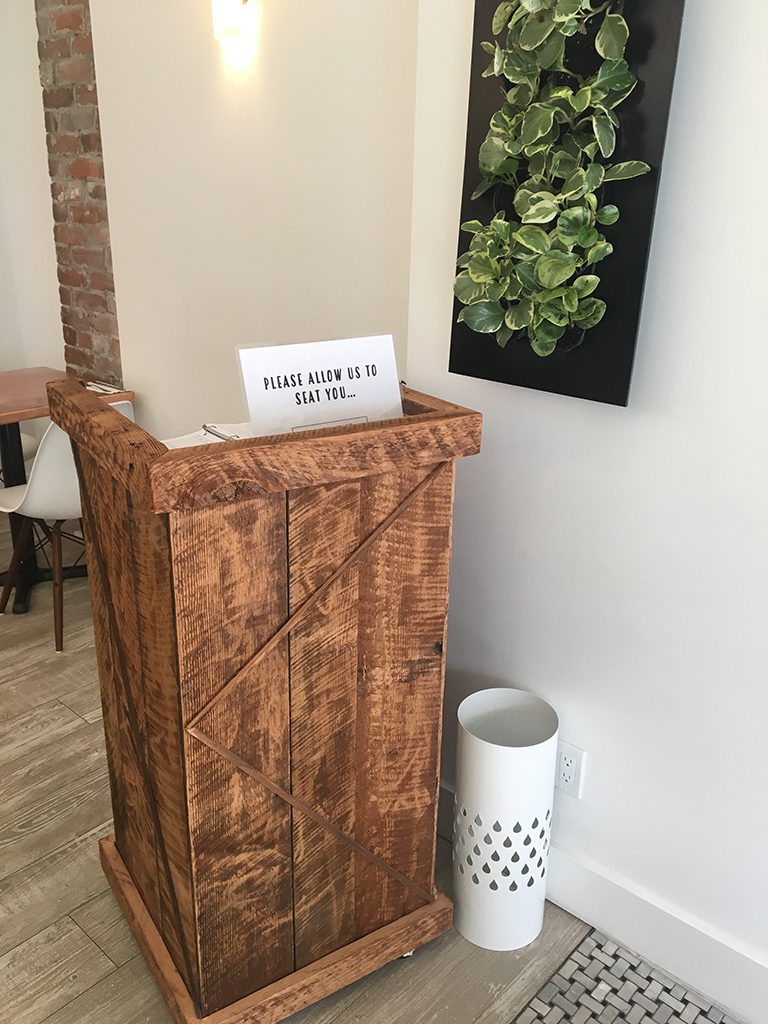 Entry stand